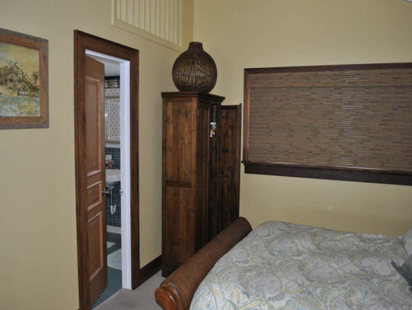 Oceanfront Four Bedroom Upper Keys Rentals